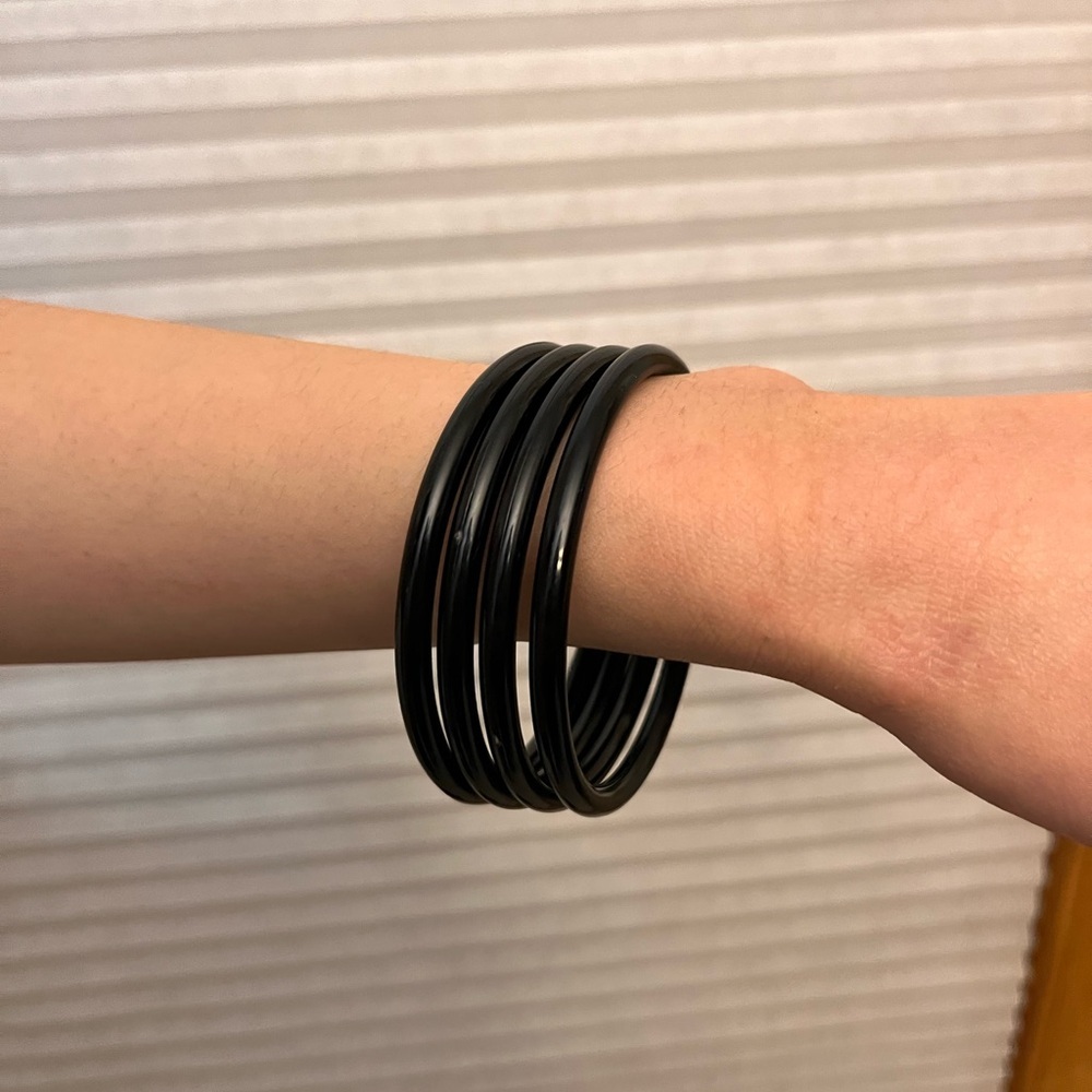 Vintage 80s Black Lucite Bangle Bracelets Set of 4 Goth Punk Indie Sleaze Grunge